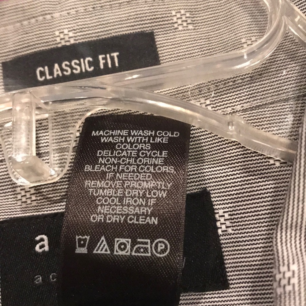 NWT Axcess button down - Picture 3 of 5